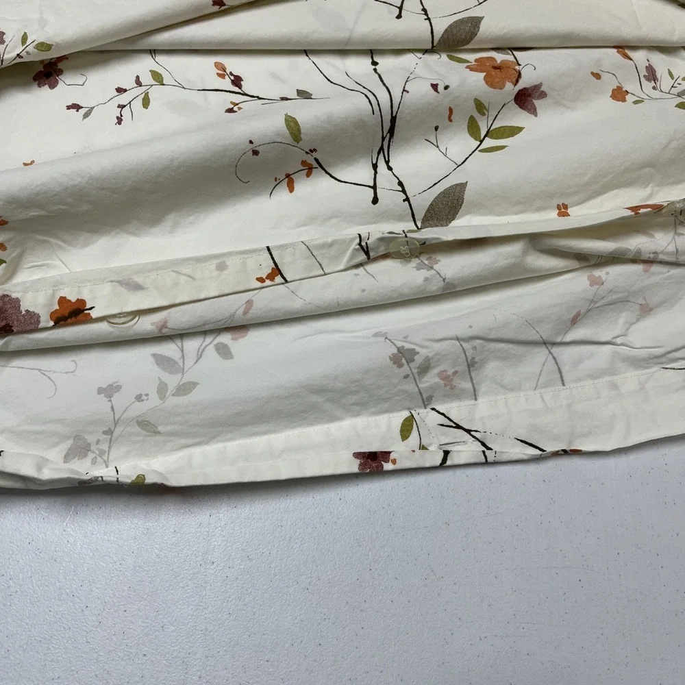 Crate & Barrel Queen Sakura Duvet & Bed Skirt Set White Earthy Botanical Print